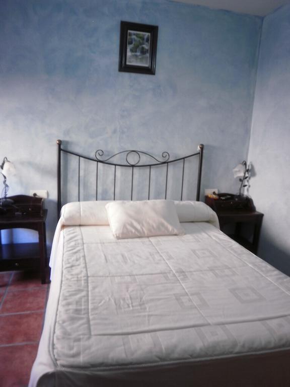 Hostal El Olmo Camarena de la Sierra Pokoj fotografie